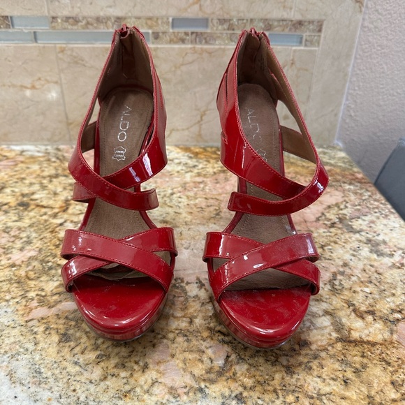 Sexy Aldo red pumps, size 38 - Picture 4 of 4